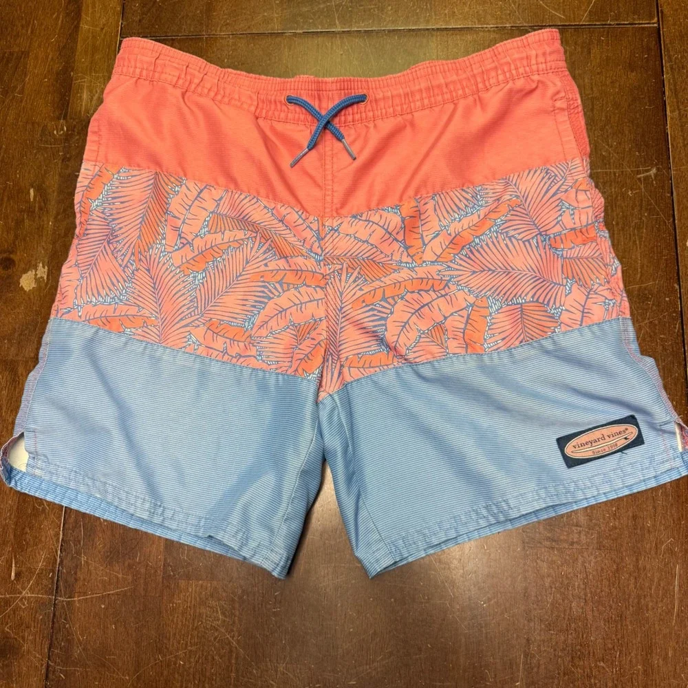 Vineyard‎ Vines Swim Trunks Kids Small 8-10 Pink Blue Palm Leaf Striped Shorts
